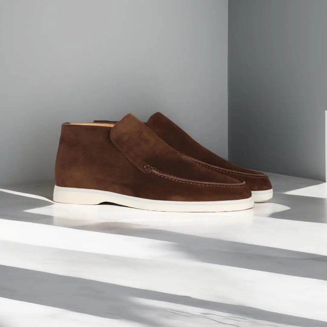 Comfortable Men's Loafers With Stitched Upper