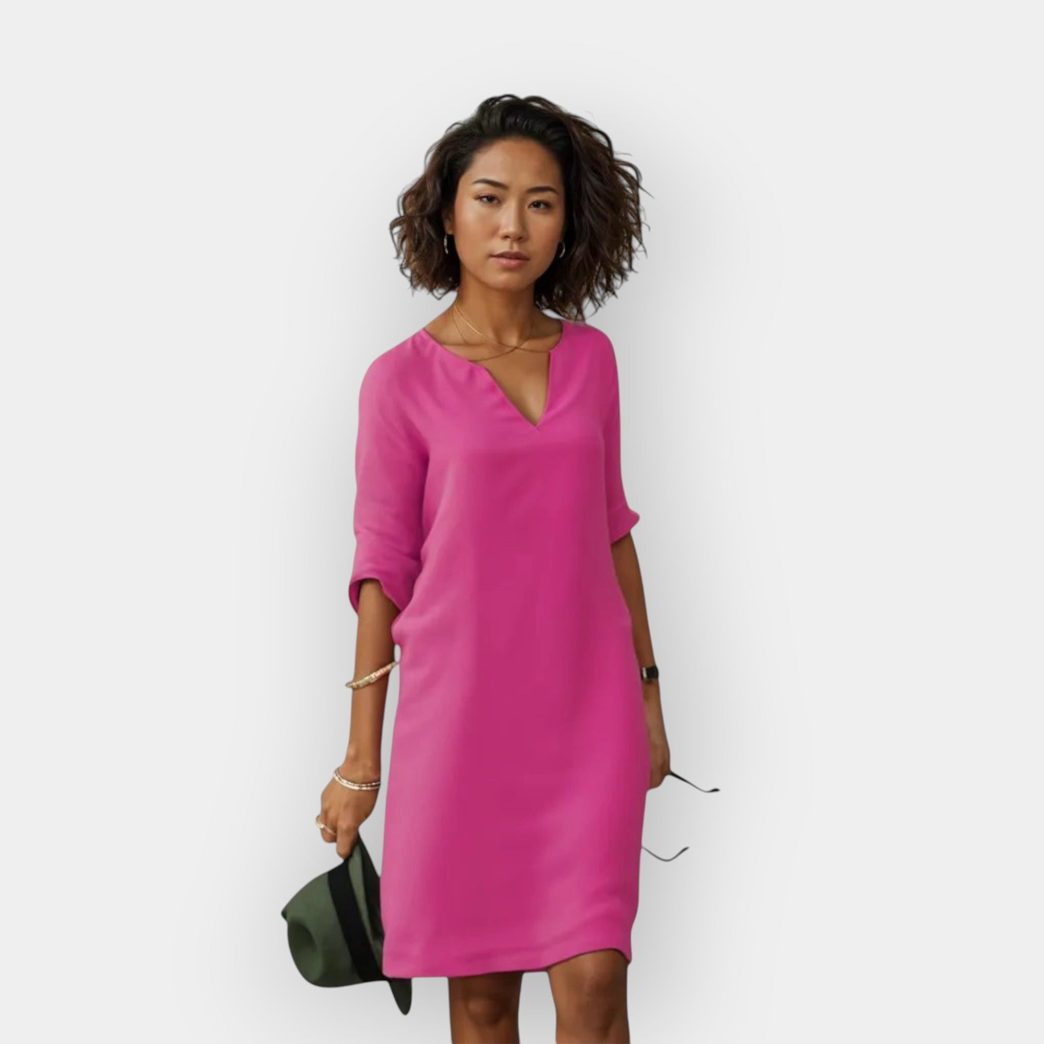Airy Elegant Midi Dress for Women with V-Neck and Three-Quarter Sleeves