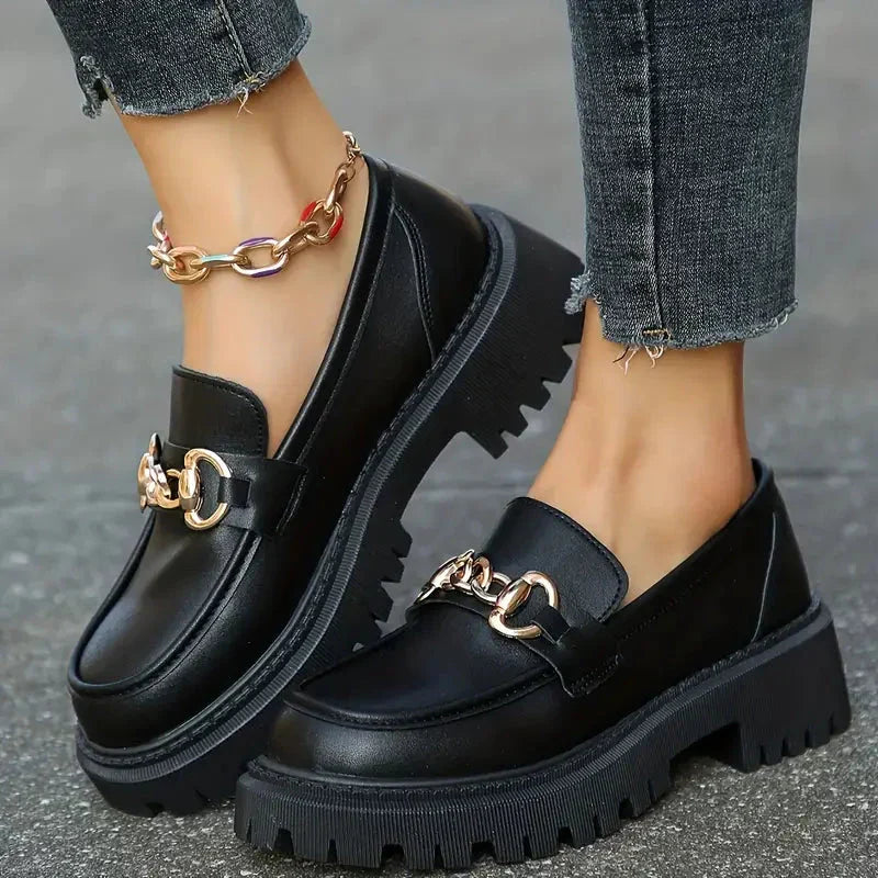 Women's Loafers With Chunky Sole And Chain Detail Comfort