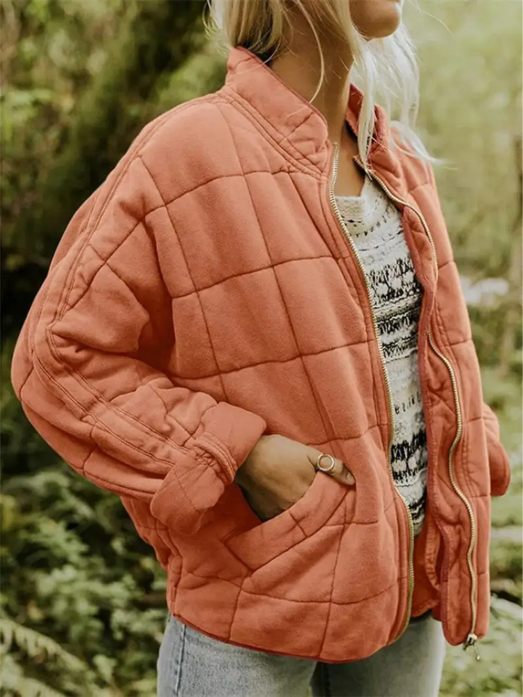 Oversized Women's Quilted Bomber Jacket with Zipper and Pockets